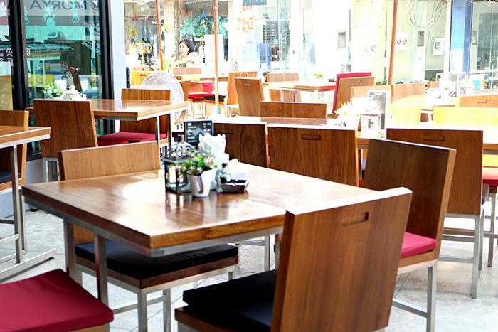 บรรยากาศร้านกาแฟ