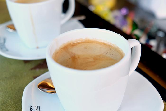 กาแฟ อิล บาร์เรตโต้ บาร์ & เรสเตอร์รอง